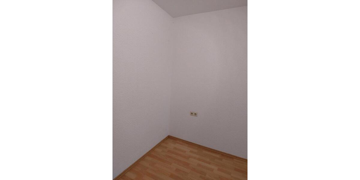 Etagenwohnung Esslingen am Neckar Pliensauvorstadt - 3 Zimmer, 57 m&sup2;, 229.000&euro; | Angebot:26907655