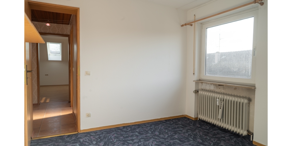 DG mit Sonnenbalkon & eigener PV – Haus komplett erneuert - Etagenwohnung Schorndorf | Angebot:27427264