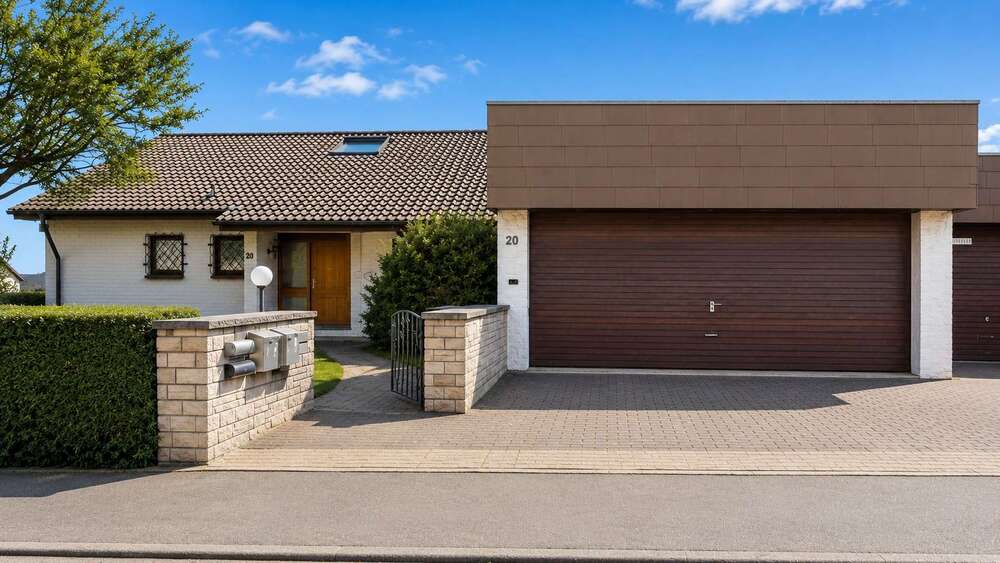 Einfamilienhaus Ditzingen - 10 Zimmer, 363 m&sup2;, 1.190.000&euro; | Angebot:26977703