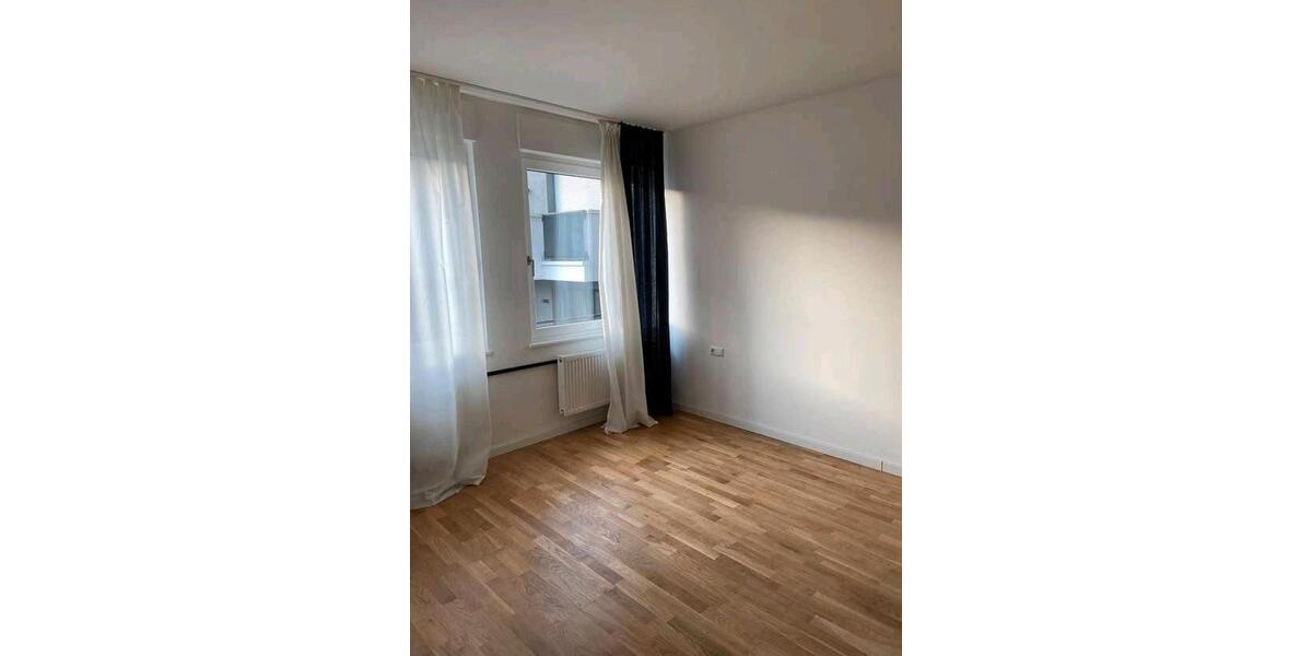 Etagenwohnung Stuttgart Stuttgart-Süd - 3 Zimmer, 74 m&sup2;, 1.425&euro; | Angebot:27549981