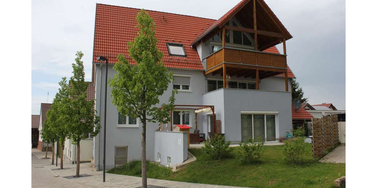 Etagenwohnung Neckarwestheim - 6.5 Zimmer, 137 m&sup2;, 1.430&euro; | Angebot:27155495