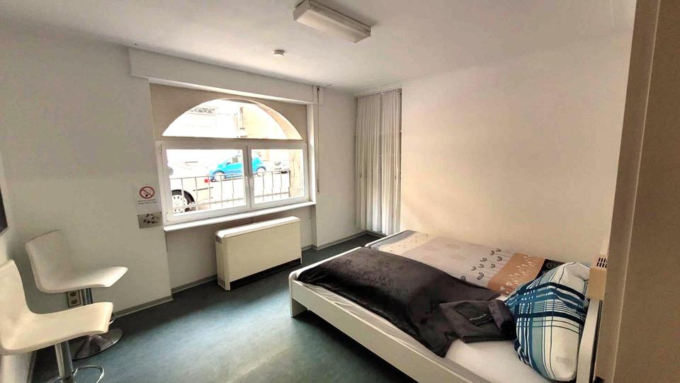 Etagenwohnung Stuttgart Stuttgart-West - 3 Zimmer, 85 m&sup2;, 17&euro; | Angebot:25232195