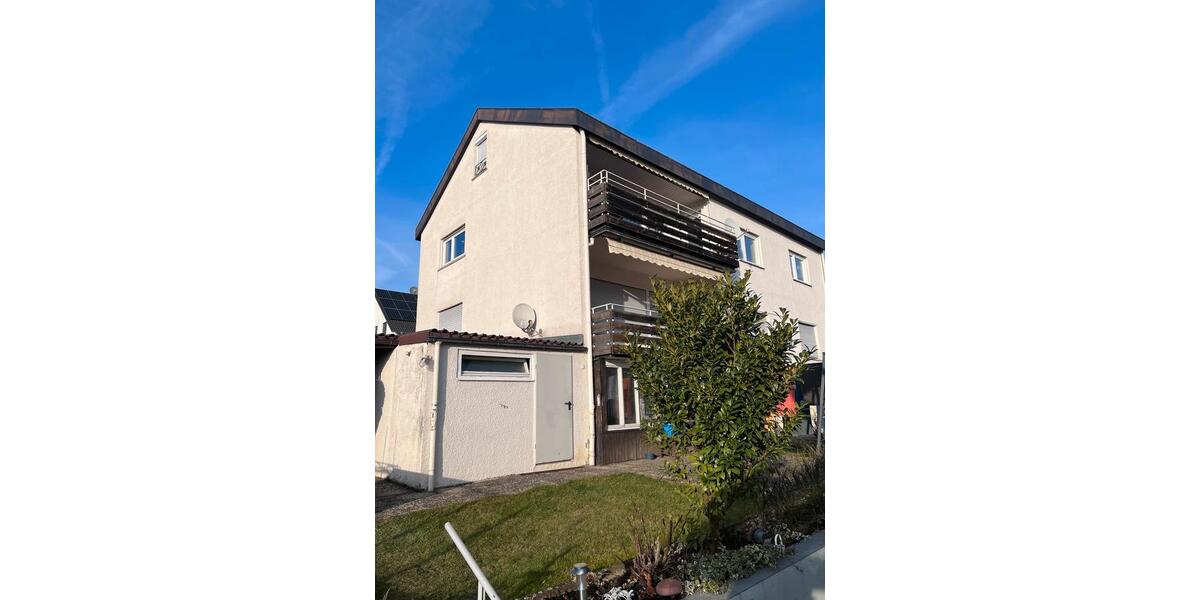 Mehrfamilienhaus, Wohnhaus Sachsenheim - 10 Zimmer, 210 m&sup2;, 699.000&euro; | Angebot:25168235