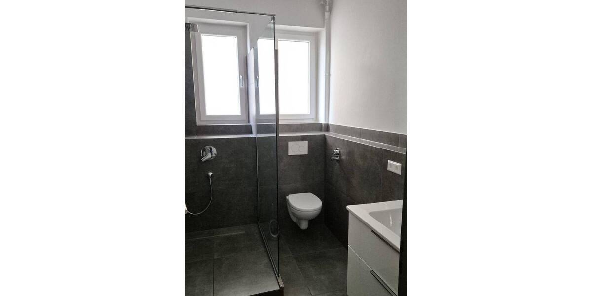 Gewerbeobjekt Stuttgart Ost - 3 Zimmer, 1.800&euro; | Angebot:26472847