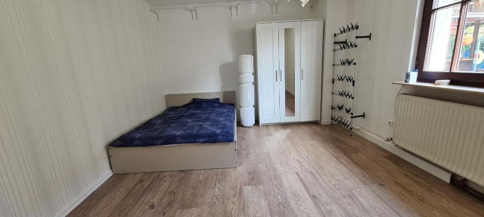 Etagenwohnung Nordheim - 3 Zimmer, 17 m&sup2;, 350&euro; | Angebot:25363215