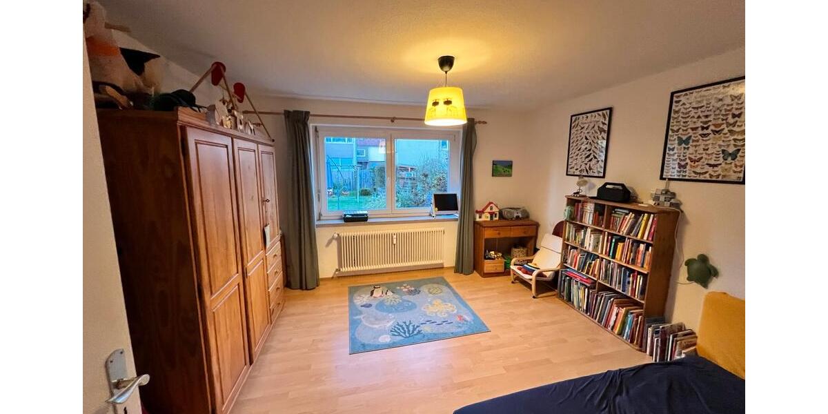 Etagenwohnung Ludwigsburg Pflugfelden - 3 Zimmer, 70 m&sup2;, 1.390&euro; | Angebot:25802923
