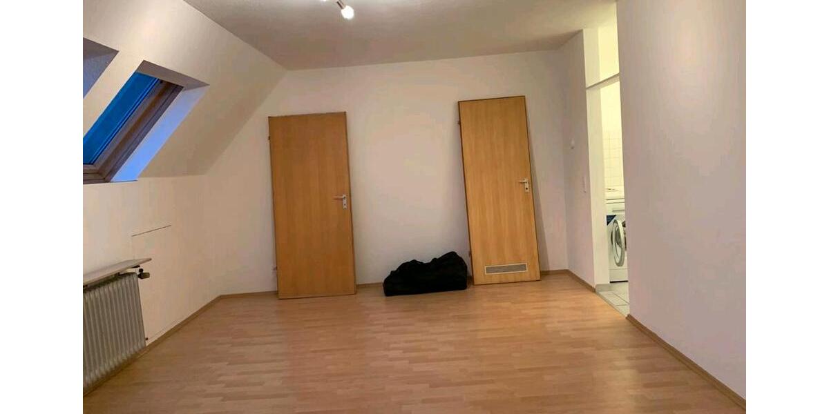 Dachgeschoßwohnung Böblingen Dagersheim - 1 Zimmer, 33 m&sup2;, 118.000&euro; | Angebot:26479365