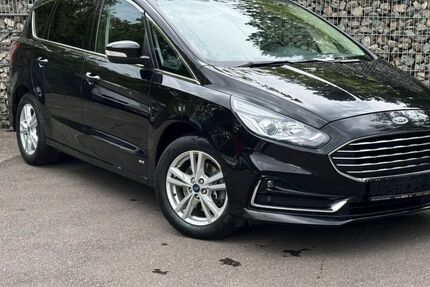 Ford S-Max 75.037 km 19.450 &euro; Sindelfingen 71065