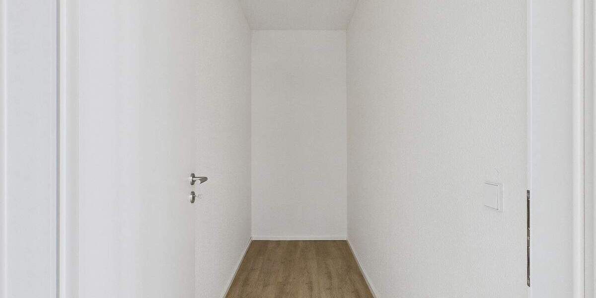 Etagenwohnung Sindelfingen Ost - 2 Zimmer, 71 m&sup2;, 1.330&euro; | Angebot:25671740