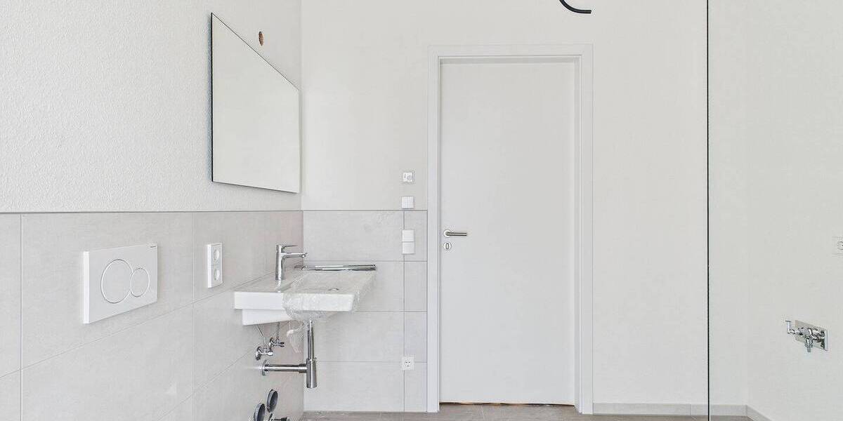 Etagenwohnung Sindelfingen Ost - 2 Zimmer, 67 m&sup2;, 1.350&euro; | Angebot:25671739