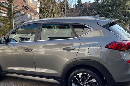 Hyundai TUCSON 85.000 km 17.499 &euro; Bönnigheim 74357