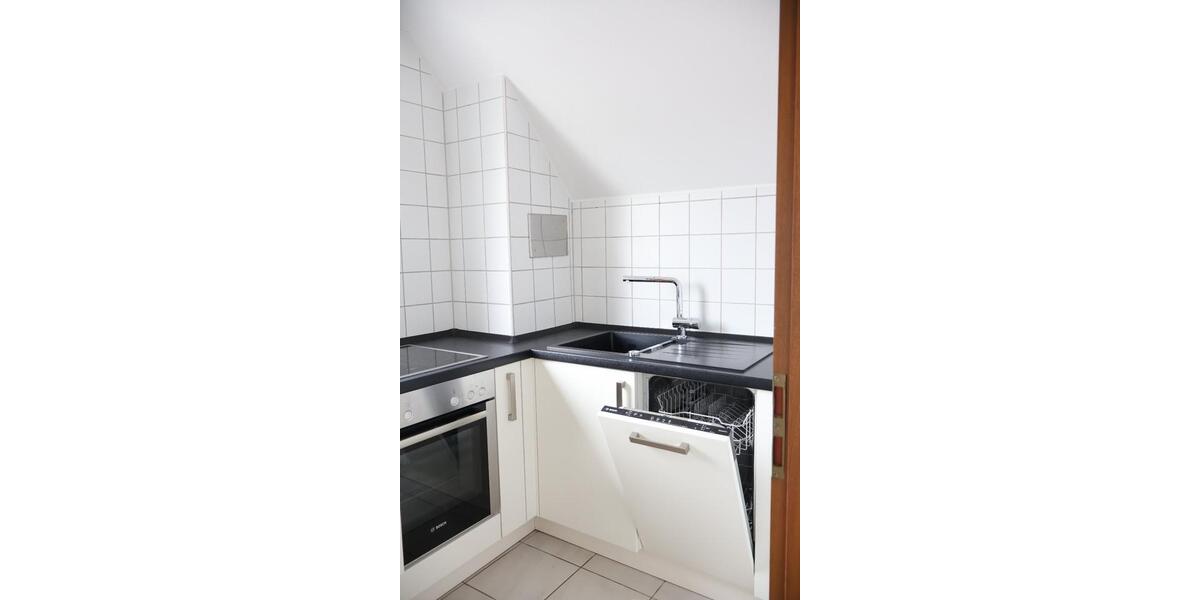 Dachgeschoßwohnung Stuttgart Birkach - 2.5 Zimmer, 71 m&sup2;, 265.000&euro; | Angebot:27548615