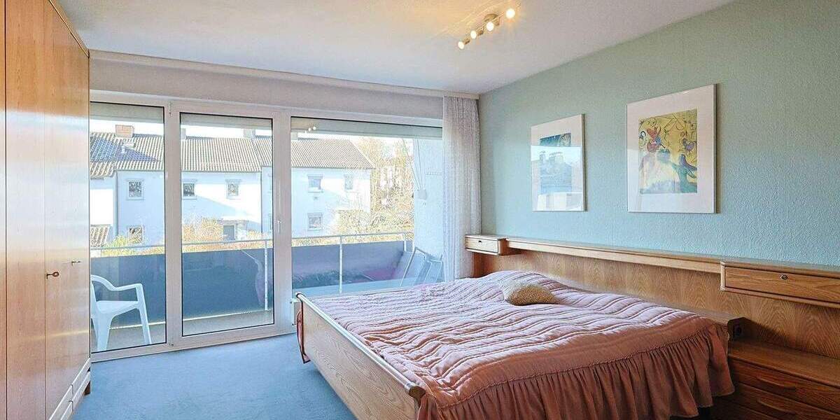 Reihenendhaus Sindelfingen Mitte - 7 Zimmer, 155 m&sup2;, 595.000&euro; | Angebot:25702479