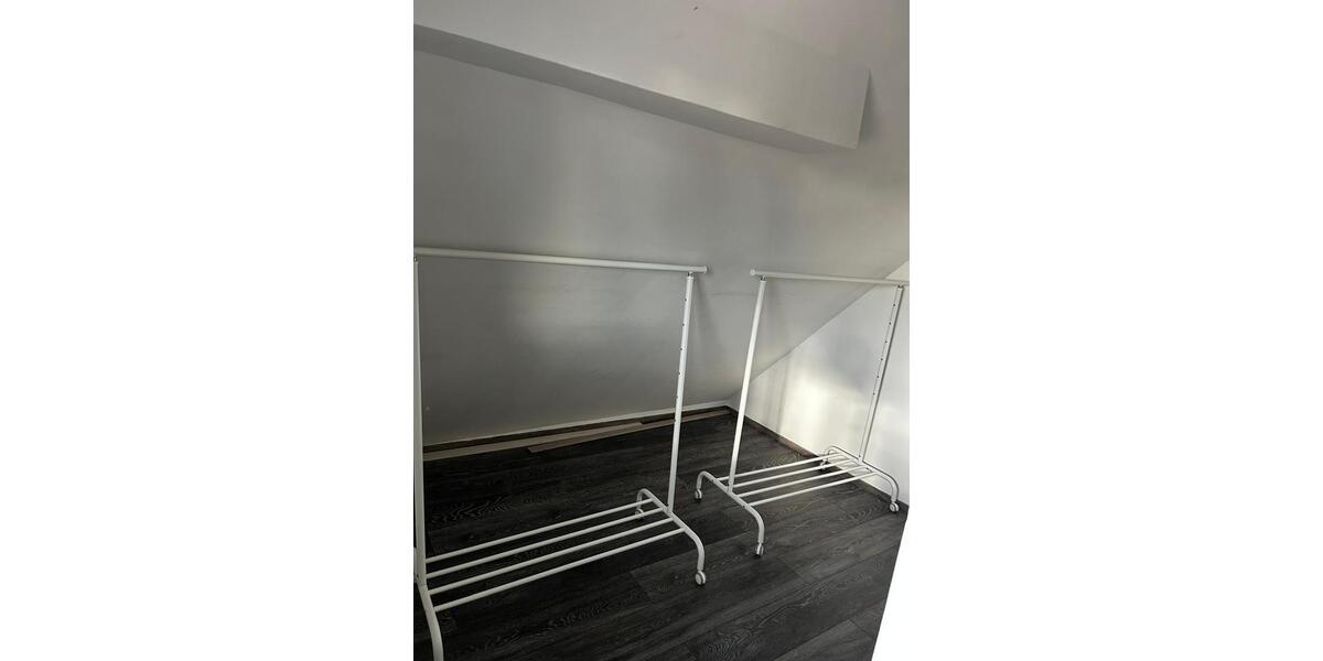 Dachgeschoßwohnung Stuttgart Degerloch - 2 Zimmer, 35 m&sup2;, 650&euro; | Angebot:26227342