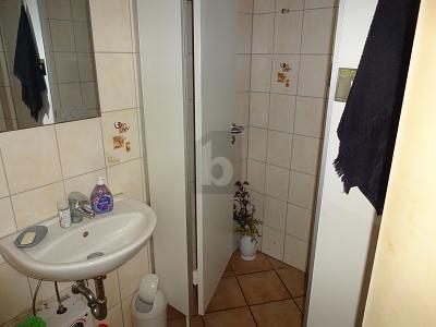 LOKAL MIT WOHNUNGSUMBAUOPTION - Gewerbeobjekt Stuttgart Untertürkheim Untertürkheim | Angebot:27199206