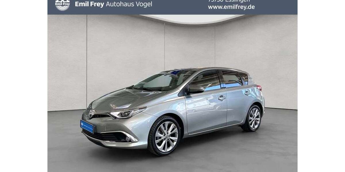 Toyota Auris 106.152 km 11.940 &euro; Esslingen am Neckar 73730