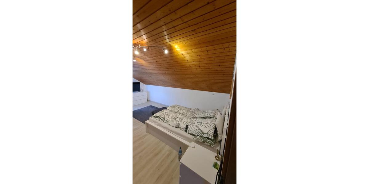 Dachgeschoßwohnung Bietigheim-Bissingen Bissingen - 3 Zimmer, 66 m&sup2;, 1.150&euro; | Angebot:27536939