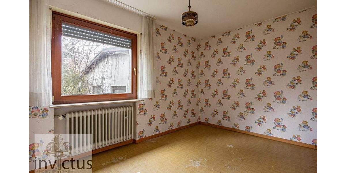 Mehrfamilienhaus, Wohnhaus Leingarten Großgartach - 8 Zimmer, 239 m&sup2;, 660.000&euro; | Angebot:25836707