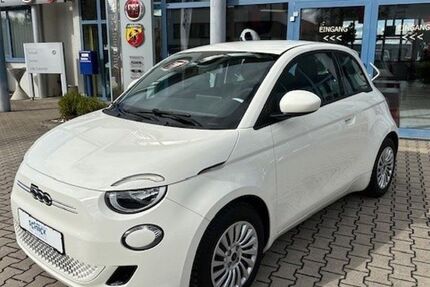 Fiat 500e 16.411 km 23.890 &euro; Weinsberg 74189