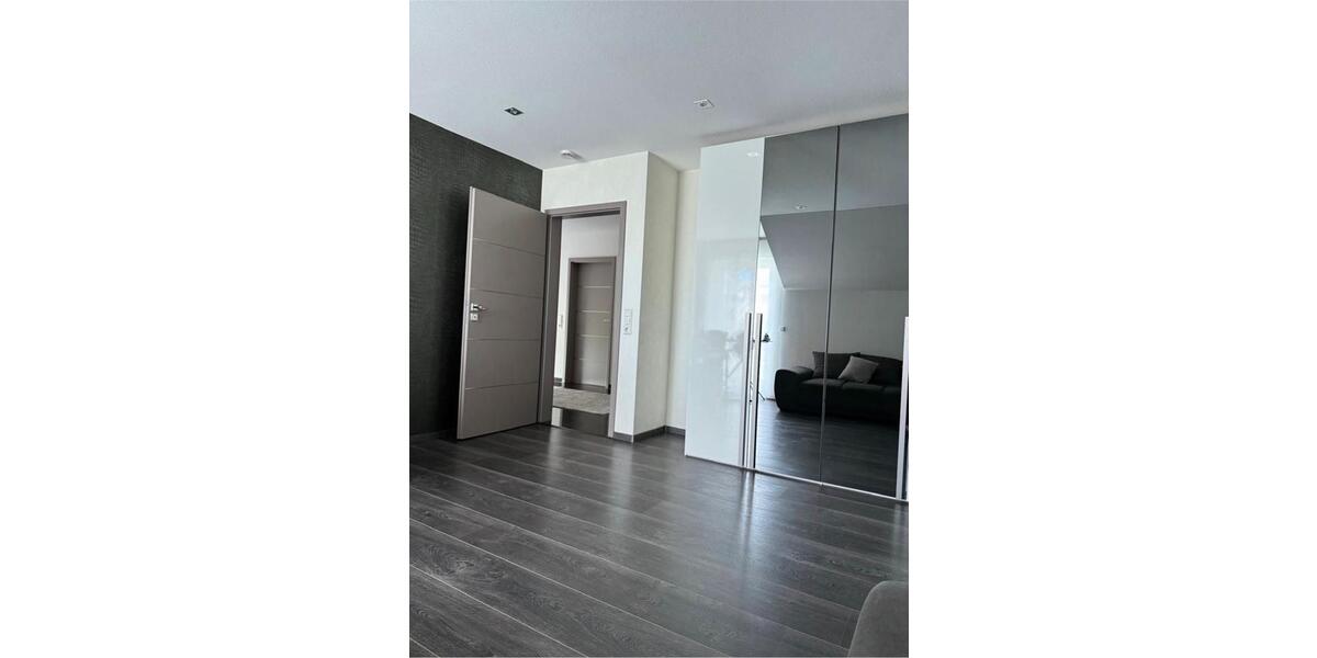 Doppelhaushälfte Brackenheim - 4.5 Zimmer, 145 m&sup2;, 750.000&euro; | Angebot:19758688