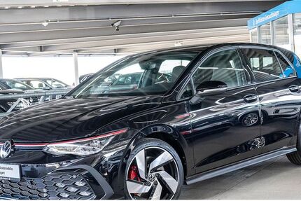 VW Golf 33.473 km 30.330 &euro; Stuttgart-Wangen 70188