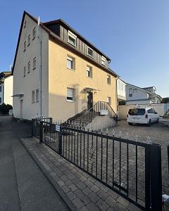 SANIERTER MEHRGENERATIONENTRAUM - Mehrfamilienhaus, Wohnhaus Magstadt | Angebot:25513705