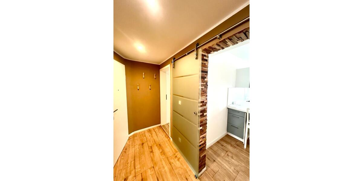 Etagenwohnung Stuttgart Zuffenhausen - 3 Zimmer, 64 m&sup2;, 1.250&euro; | Angebot:27597149