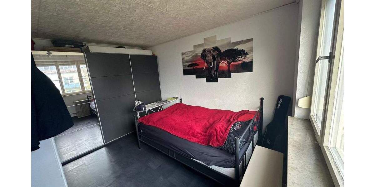 Doppelhaushälfte Stuttgart Weilimdorf - 8 Zimmer, 177 m&sup2;, 598.000&euro; | Angebot:25724263