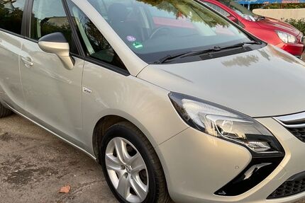 Opel Zafira 72.200 km 8.600 &euro; Möglingen 71696