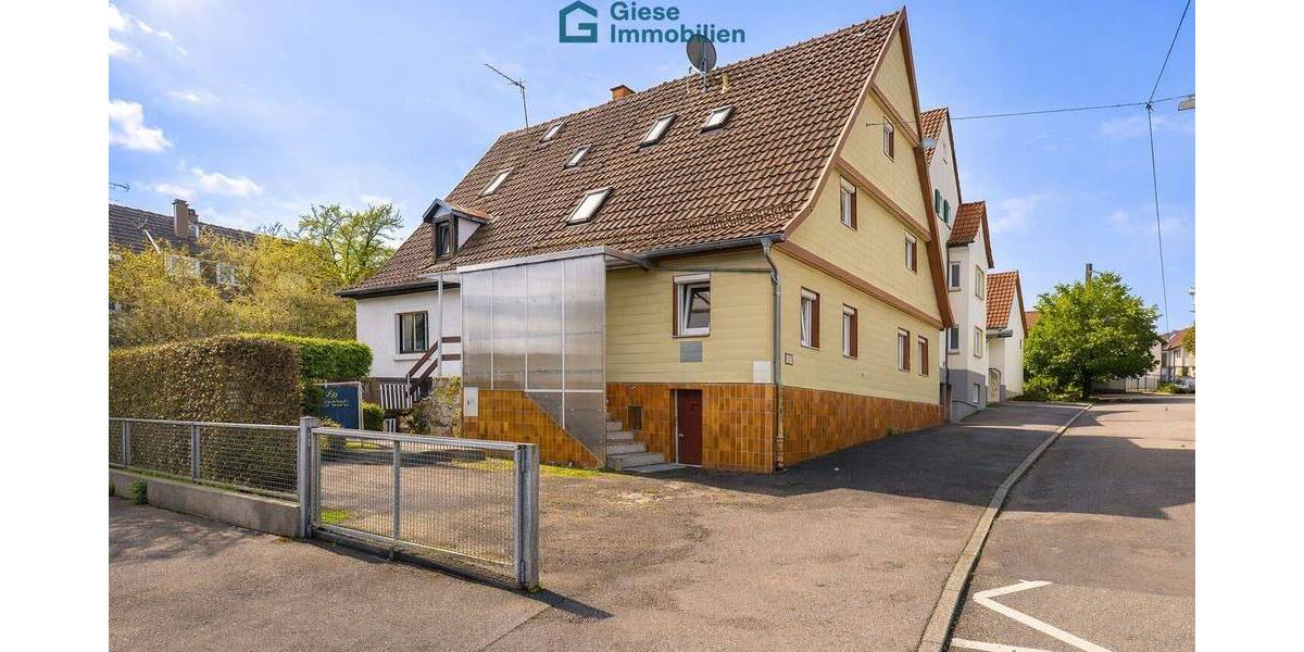 Doppelhaushälfte Stuttgart Degerloch - 6 Zimmer, 97 m&sup2;, 350.000&euro; | Angebot:26569595
