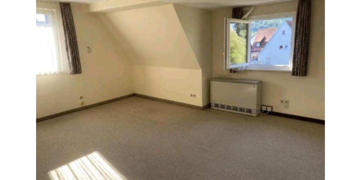 Doppelhaushälfte Backnang - 7 Zimmer, 175 m&sup2;, 349.000&euro; | Angebot:25292981