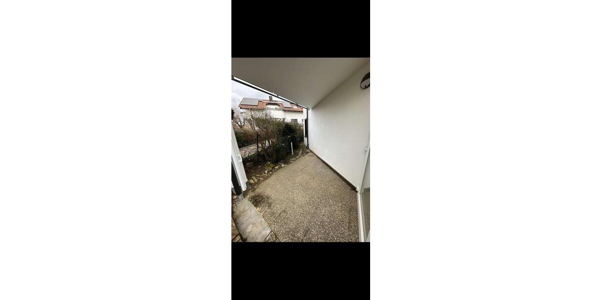 Erdgeschoßwohnung Sindelfingen - 3 Zimmer, 84 m&sup2;, 1.650&euro; | Angebot:25875431