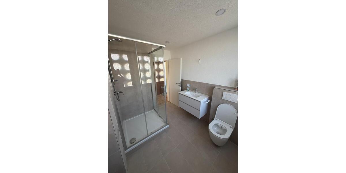 Etagenwohnung Brackenheim - 2 Zimmer, 60 m&sup2;, 1.050&euro; | Angebot:27556602