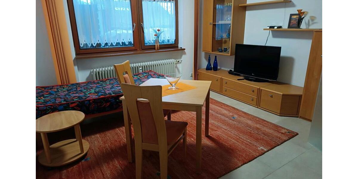 Etagenwohnung Oberstenfeld - 1 Zimmer, 28 m&sup2;, 425&euro; | Angebot:25044525