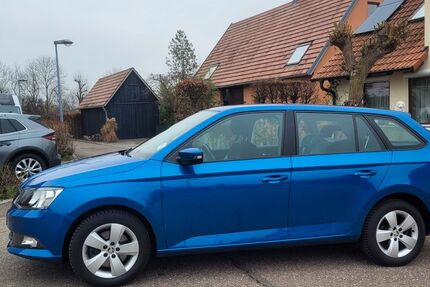Skoda Fabia 103.500 km 9.150 &euro; Leonberg 71229