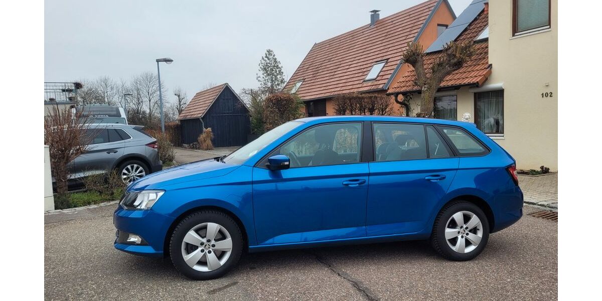 Skoda Fabia 103.500 km 9.150 &euro; Leonberg 71229