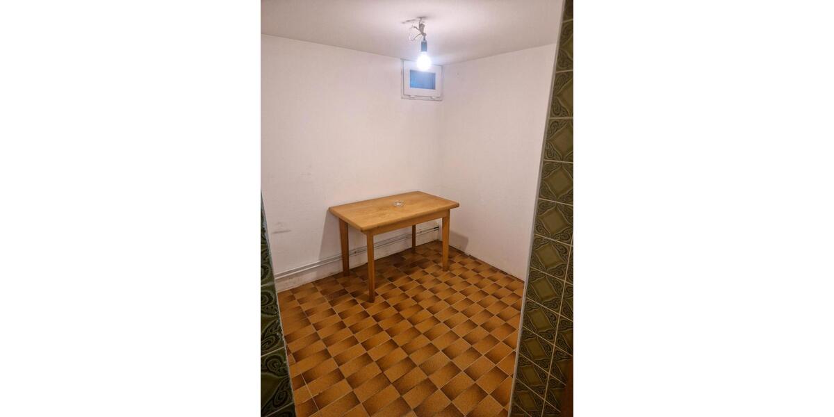 Etagenwohnung Brackenheim - 1.5 Zimmer, 35 m&sup2;, 650&euro; | Angebot:25894867