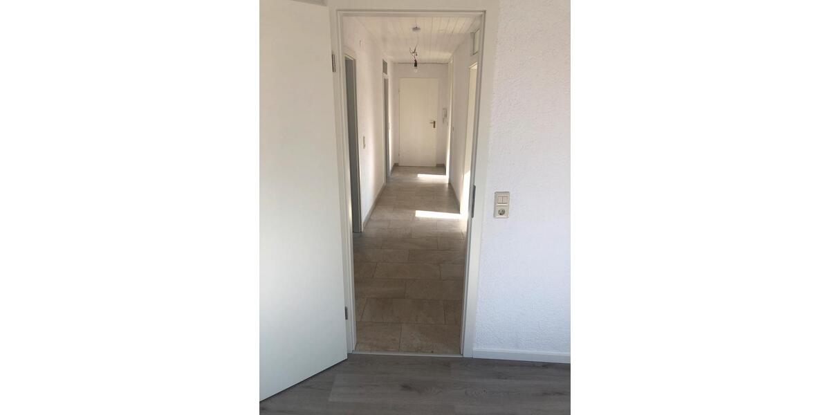 Dachgeschoßwohnung Bietigheim-Bissingen Bissingen - 3 Zimmer, 60 m&sup2;, 930&euro; | Angebot:27565734