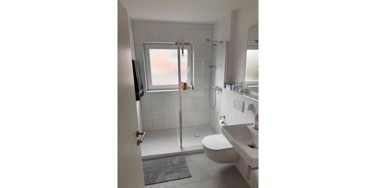 Etagenwohnung Stuttgart Degerloch - 2 Zimmer, 56 m&sup2;, 1.100&euro; | Angebot:25107436