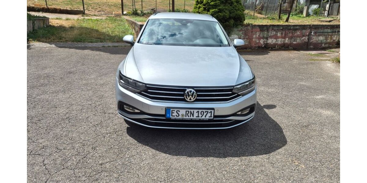VW Passat 89.000 km 20.499 &euro; Esslingen 73734