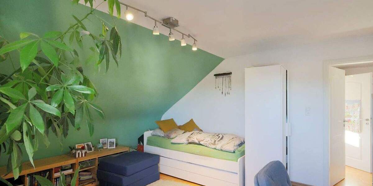 Einfamilienhaus Tiefenbronn Lehningen - 8 Zimmer, 266 m&sup2;, 795.000&euro; | Angebot:25771592