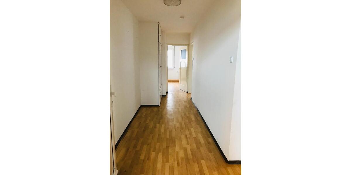 Etagenwohnung Heilbronn - 3 Zimmer, 75 m&sup2;, 875&euro; | Angebot:25660093