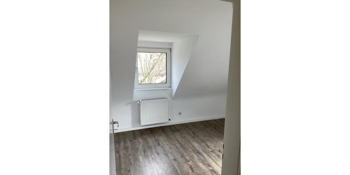 Dachgeschoßwohnung Heilbronn - 2.5 Zimmer, 39 m&sup2;, 506&euro; | Angebot:26458984