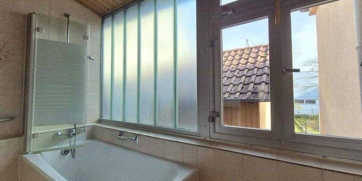 Etagenwohnung Bönnigheim - 3 Zimmer, 85 m&sup2;, 265.000&euro; | Angebot:25802509