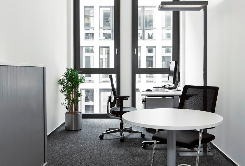 Gewerbeobjekt Stuttgart - 2.190&euro; | Angebot:25968802