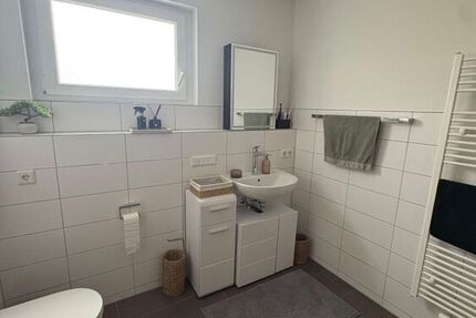 Moderne 2-Zimmerwohnung mit Küche & Fußbodenheizung in zentraler Lage - Wohnung Plochingen | Angebot:27545225