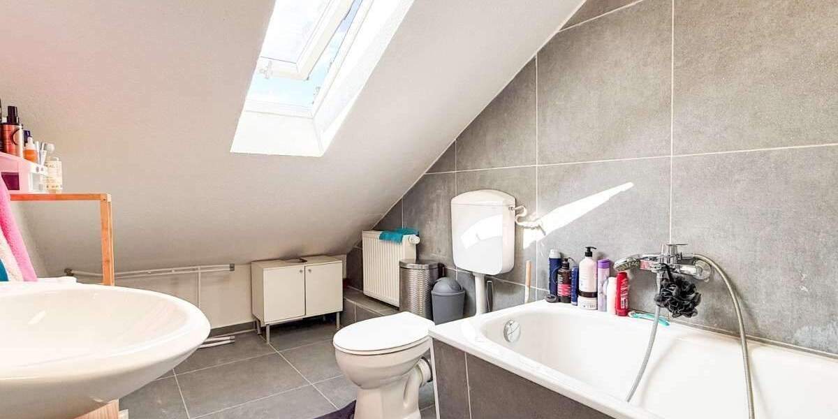 Mehrfamilienhaus, Wohnhaus Sindelfingen Maichingen - 1 Zimmer, 228 m&sup2;, 895.000&euro; | Angebot:25769435