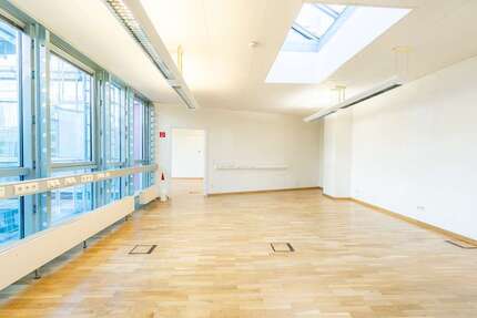 Gewerbeobjekt Ludwigsburg Eglosheim - 1.242&euro; | Angebot:22831089