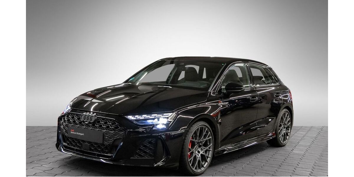 Audi RS3 9.999 km 65.940 &euro; Stuttgart 70563