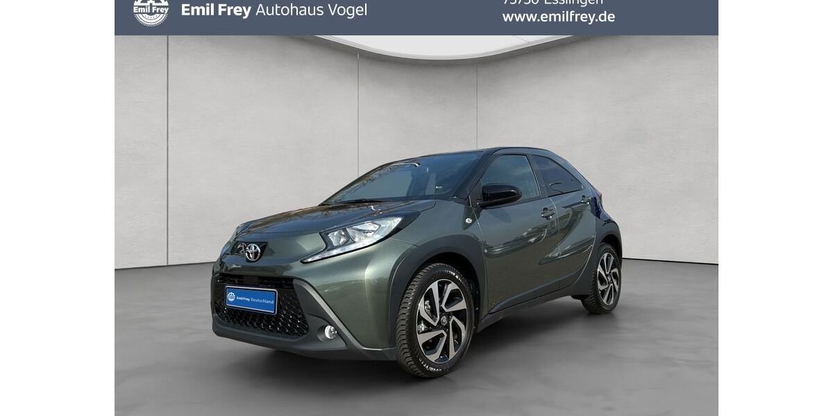 Toyota Aygo (X) 21.866 km 14.880 &euro; Esslingen 73730